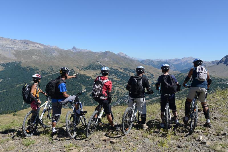 Les Villages Club Du Soleil - Vars Вар Екстер'єр фото